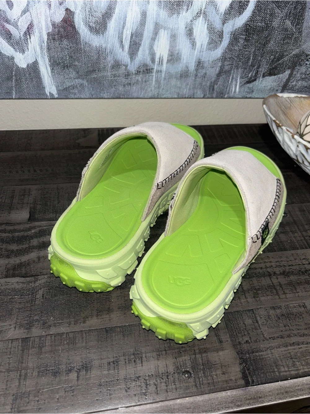 UGG Venture Daze Slide sandals Men's 10  /Wonens 11